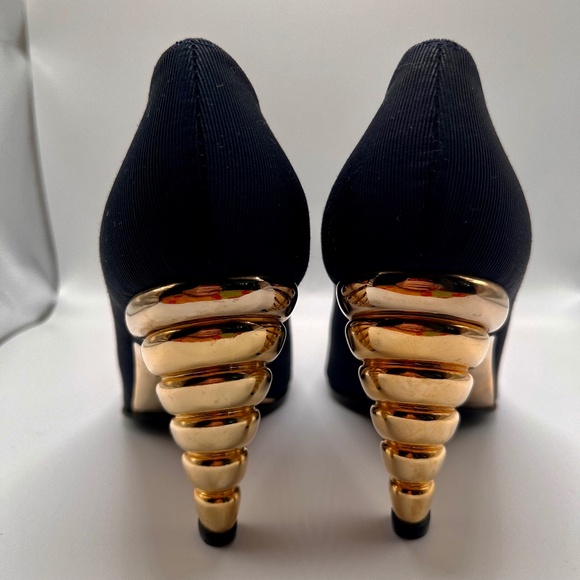 👠 Vintage Walter Steiger heels 37.5  AS NEW - Picture 1 of 9